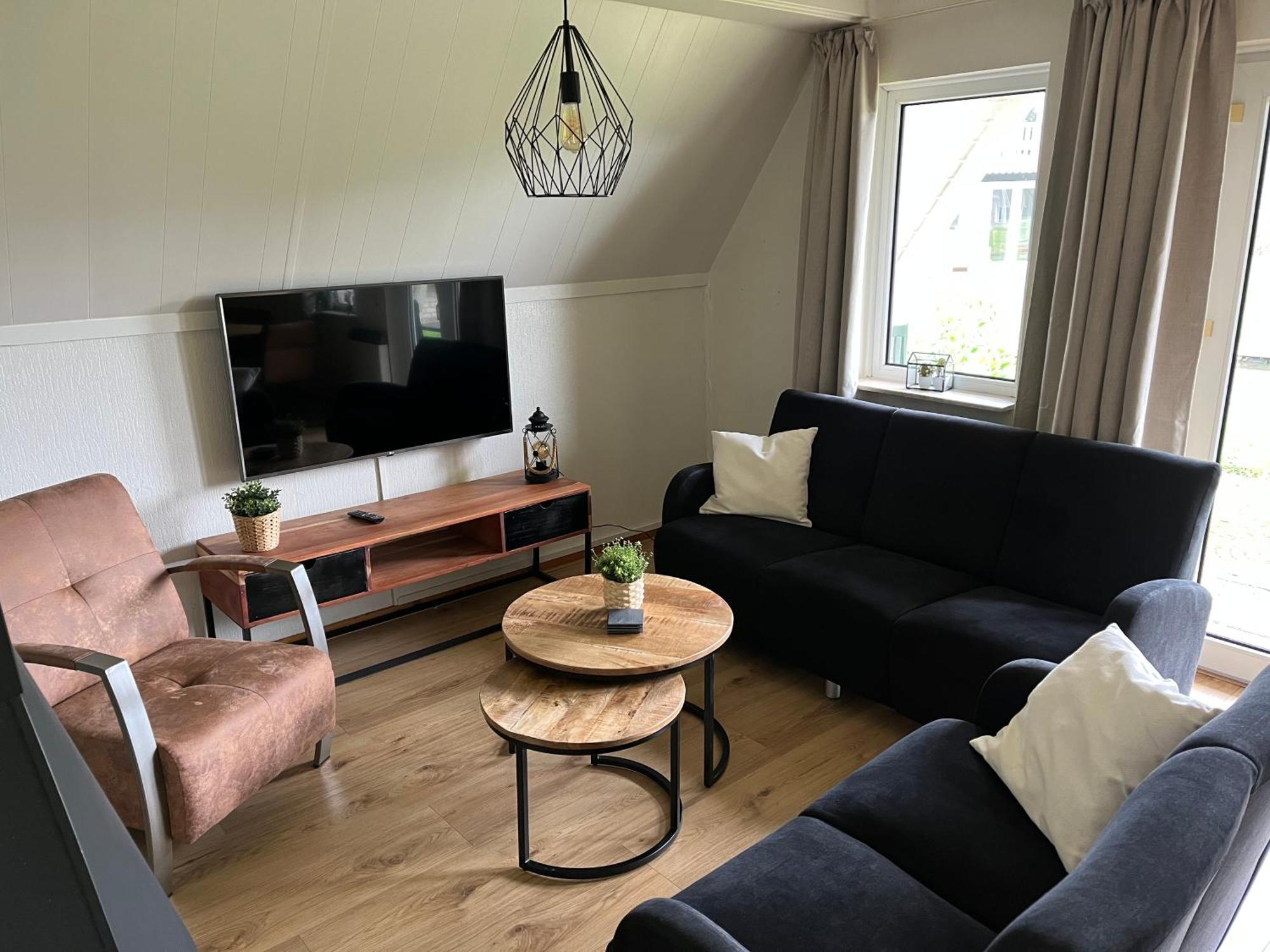 Vakantiepunt 142 - Moderne Vakantiewoning Aan Het Water! Gramsbergen エクステリア 写真
